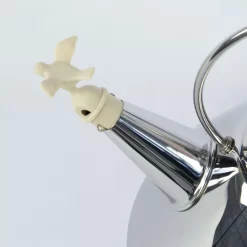 Alessi 9093 Fluitketel Blauw -Meubel Speciaal Winkel x886x886 alessi fluitketel detail.jpg.pagespeed.ic .nfIKsird2S