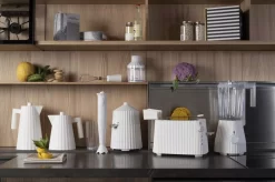 Alessi Plissé Waterkoker 1L Wit -Meubel Speciaal Winkel x886x886 alessi pliss broodrooster8.jpg.pagespeed.ic .eECWkzGJ A 3