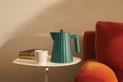 Alessi Plissé Waterkoker 1L Wit -Meubel Speciaal Winkel x886x886 alessi pliss waterkoker 1 7l3.jpg.pagespeed.ic .OmJhdmoUon 2