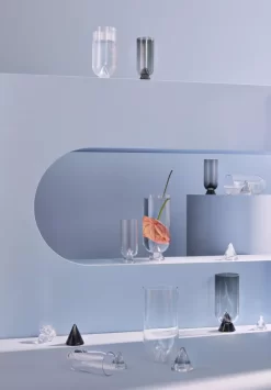 AYTM Glacies Vaas Medium Clear 13 AYTM Glacies Vaas Medium Clear -Meubel Speciaal Winkel x886x886 aytm glacies vaas small4.jpg.pagespeed.ic .q7B XpfJzr