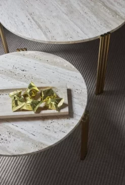 AYTM Tribus Salontafel Ø60 Goud/zwart -Meubel Speciaal Winkel x886x886 aytm redono vloerkleed 170x2401.jpg.pagespeed.ic .cggJ7SrX o 2