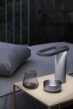 Blomus Hoop Tafellamp LED Oplaadbaar Satellite -Meubel Speciaal Winkel x886x886 blomus hoop tafellamp5.jpg.pagespeed.ic .3CSZr750DK