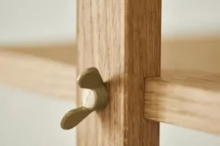 Bolia Kari Stellingkast Enkel Hoog Geolied Eiken -Meubel Speciaal Winkel x886x886 bolia kari stellingkast enkel hoog5.jpg.pagespeed.ic .9IzRLsUzqS