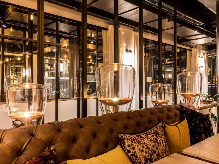 Brokis Balloons Tafellamp Medium Transparant - Chroom Zwart 22 Brokis Balloons Tafellamp Medium Transparant - Chroom Zwart - Afbeelding 20