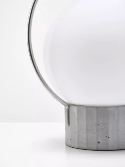 Brokis Sfera Tafellamp LED Oplaadbaar Small Opaal Staal Naturel -Meubel Speciaal Winkel x886x886 brokis sfera tafellamp led oplaadbaar small10.jpg.pagespeed.ic .7vL8S4BsqX