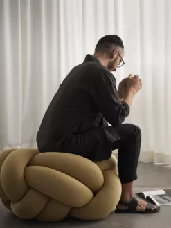 Design House Stockholm Knot Poef Brown -Meubel Speciaal Winkel x886x886 design house stockholm knot kussen xl8.jpg.pagespeed.ic .pNYoTSPc Y