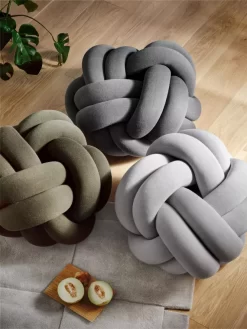 Design House Stockholm Knot Poef Brown -Meubel Speciaal Winkel x886x886 design house stockholm knot pouf2.jpg.pagespeed.ic .N fYqR57tK