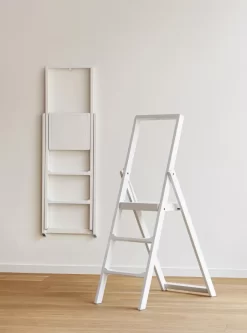 Design House Stockholm Step Ladder Keukentrap Eiken -Meubel Speciaal Winkel x886x886 design house stockholm step ladder keukentrap22.jpg.pagespeed.ic .K3EVLRvk37