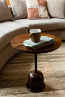 Dutchbone Hazel Bijzettafel -Meubel Speciaal Winkel x886x886 dutchbone hazel bijzettafel4.jpg.pagespeed.ic .bSkyFpehwG