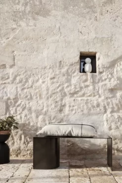 Ferm Living Calm Kussen 88x38 Camel/Black -Meubel Speciaal Winkel x886x886 ferm living calm kussen 88x382.jpg.pagespeed.ic .W Jvlz 0fI