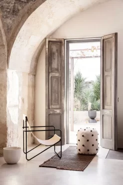 Ferm Living Desert Fauteuil Zwart Onderstel Black/Soil -Meubel Speciaal Winkel x886x886 ferm living desert stoel zwart onderstel21.jpg.pagespeed.ic .Kg6Xfg ye