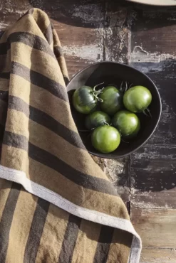 Ferm Living Hale Yarn-dyed Theedoek Olive/green 37 Ferm Living Hale Yarn-dyed Theedoek Olive/green -Meubel Speciaal Winkel x886x886 ferm living hale yarn dyed theedoek25.jpg.pagespeed.ic .R9gghqIm5f 1