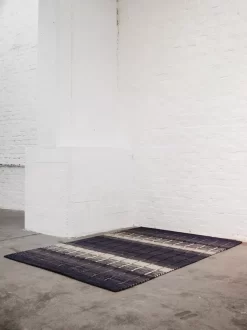 Finarte Origami Vloerkleed 140x200 Zwart 14 Finarte Origami Vloerkleed 140x200 Zwart -Meubel Speciaal Winkel x886x886 finarte origami vloerkleed 140x2007.jpg.pagespeed.ic .uQ4UyW3gQn