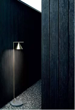 Flos Captain Flint Outdoor Vloerlamp LED 3000K Donkerbruin/beige -Meubel Speciaal Winkel x886x886 flos captain flint outdoor vloerlamp led 2700k8.jpg.pagespeed.ic .l3NwedCBAs 1