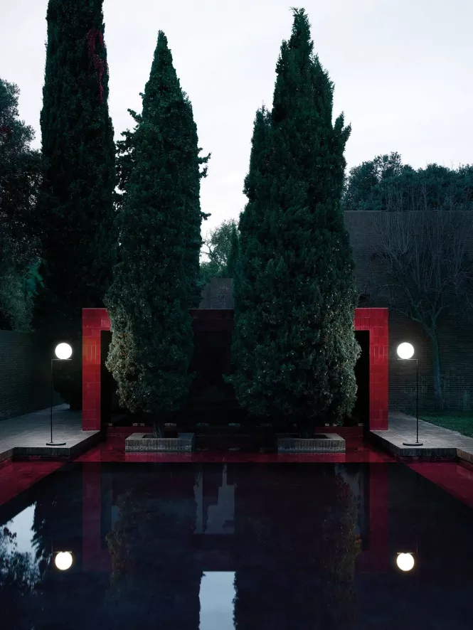 Flos IC Lights F1 Outdoor Vloerlamp Donkerbruin, Voet Beige 15 Flos IC Lights F1 Outdoor Vloerlamp Donkerbruin, Voet Beige - Afbeelding 13