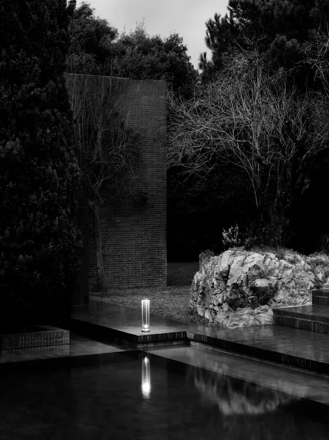 Flos In Vitro 1 Sokkellamp LED Donkerbruin 7 Flos In Vitro 1 Sokkellamp LED Donkerbruin - Afbeelding 5