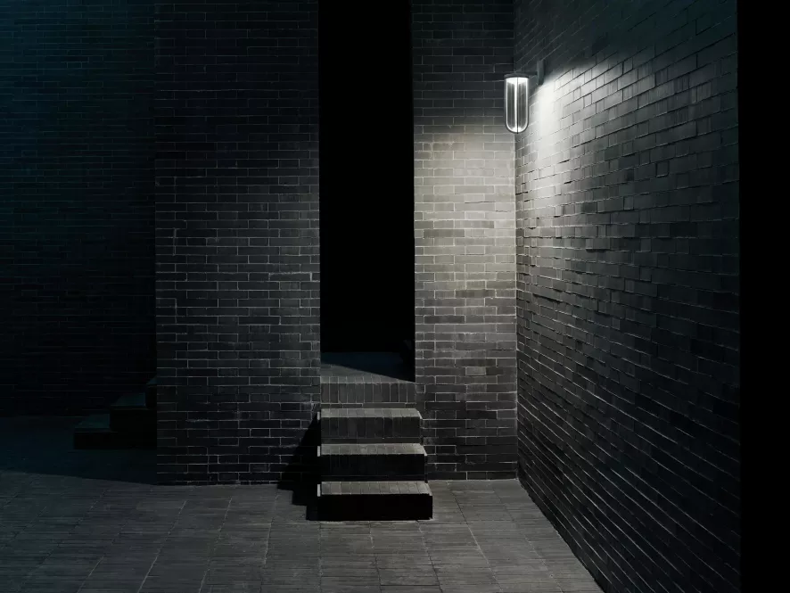 Flos In Vitro Outdoor Wandlamp LED Antraciet 4 Flos In Vitro Outdoor Wandlamp LED Antraciet - Afbeelding 2