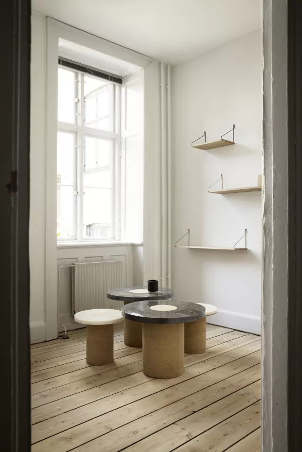 Frama Shelf Wandplank 60x20 Naturel/roestvrijstaal 6 Frama Shelf Wandplank 60x20 Naturel/roestvrijstaal - Afbeelding 4