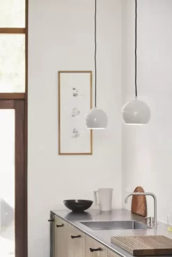 Frandsen Ball Hanglamp Ø18 Glossy Mint -Meubel Speciaal Winkel x886x886 frandsen ball hanglamp small glossy6.jpg.pagespeed.ic .Q4dGSZCHsZ