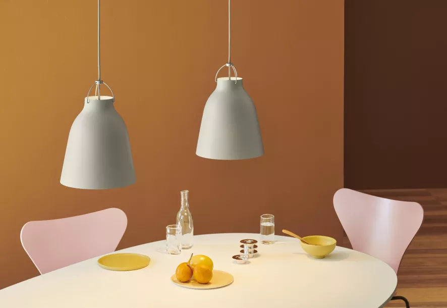 Fritz Hansen Vlinderstoel Stoel Zwart, Coloured Ash Pale Rose 6 Fritz Hansen Vlinderstoel Stoel Zwart, Coloured Ash Pale Rose - Afbeelding 4