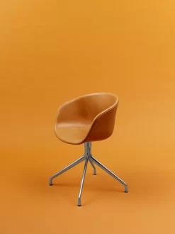 Hay About A Chair AAC21 Stoel, Sense Cognac, Gepolijst Aluminium -Meubel Speciaal Winkel x886x886 hay aac21 silk cognac stoel sfeer1.jpg.pagespeed.ic .8y1bfNSvAO