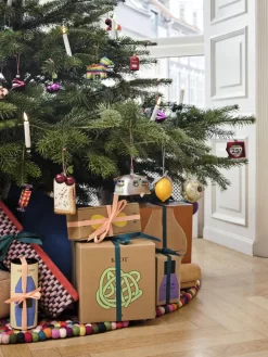 Hay Door Mat Deurmat Burgundy -Meubel Speciaal Winkel x886x886 hay kerst chimchimdoormatknotpillarcandletimewandschambervasecodyfosterchristmasornaments.jpg.pagespeed.ic .kXzjskZ0Wo