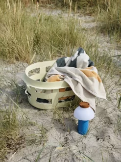 Hay Laundry Basket Wasmand S Soft Blue -Meubel Speciaal Winkel x886x886 hay laundry basket wasmand s14.jpg.pagespeed.ic .M1DXEgeo1g