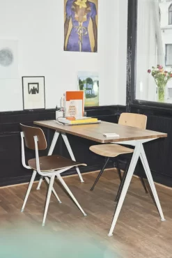 Hay Pyramid 01 Tafel 140x65 Helder Gelakt, Beige Onderstel -Meubel Speciaal Winkel x886x886 hay pyramid 02 tafel 300x858.jpg.pagespeed.ic .Ig i1ZjD1M