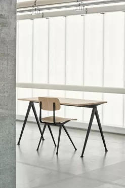 Hay Pyramid 01 Tafel 140x65 Helder Gelakt, Beige Onderstel -Meubel Speciaal Winkel x886x886 hay result stoel35.jpg.pagespeed.ic .PwRqO7K1FQ