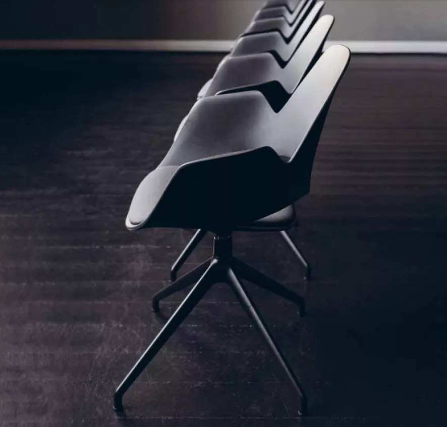 Houe Falk Stoel Met Draaibaar Onderstel Gestoffeerd Dark Grey 7 Houe Falk Stoel Met Draaibaar Onderstel Gestoffeerd Dark Grey - Afbeelding 5