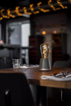 Humble One Aluminium Tafellamp Oplaadbaar Zilver 37 Humble One Aluminium Tafellamp Oplaadbaar Zilver -Meubel Speciaal Winkel x886x886 humble one tafellamp oplaadbaar.JPG.pagespeed.ic .sIsOjs814Z