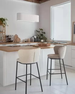 Kave Home Ciselia Barkruk 65 Chenille Donkergrijs 29 Kave Home Ciselia Barkruk 65 Chenille Donkergrijs -Meubel Speciaal Winkel x886x886 kave home ciselia barkruk 658.jpg.pagespeed.ic .9 gYQFcIah