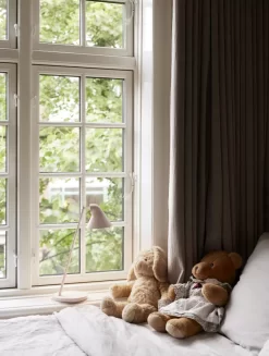 Louis Poulsen NJP Mini Tafellamp LED Rozebruin -Meubel Speciaal Winkel x886x886 louis poulsen njp mini tafellamp led5.jpg.pagespeed.ic .5Y1Xm20f2z