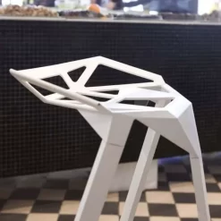 Magis Stool One Barkruk Large Zwart -Meubel Speciaal Winkel x886x886 mag stool one wit sfeer1 600x600.jpg.pagespeed.ic . v qGooN2P