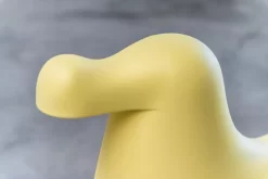 Magis Dodo Schommelpaard Lichtgeel -Meubel Speciaal Winkel x886x886 magis dodo schommelpaard6.jpg.pagespeed.ic .NAzom3tK A