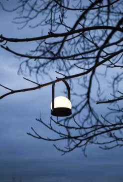 Audo Copenhagen Carrie Tafellamp LED Oplaadbaar Leer Bronzed Brass -Meubel Speciaal Winkel x886x886 menu carrie tafellamp led24.jpg.pagespeed.ic .6BHw2 F9 x