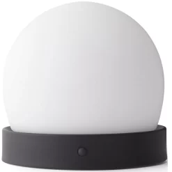 Audo Copenhagen Carrie Tafellamp LED Oplaadbaar Leer Bronzed Brass -Meubel Speciaal Winkel x886x886 menu carrie tafellamp led8.jpg.pagespeed.ic .YR9mMsvaBx