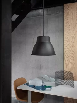 Muuto 70/70 Bureau 170x85 Grijs -Meubel Speciaal Winkel x886x886 muuto fiber side tube gestoffeerde stoel5.jpg.pagespeed.ic . BQFNyuHZG