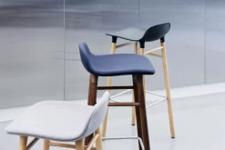 Normann Copenhagen Form Barstool Barkruk 65cm Met Zwart Onderstel Blauw -Meubel Speciaal Winkel x886x886 normann copenhagen form barstool barkruk 65cm met eiken onderstel28.jpg.pagespeed.ic .BmXNGELv F