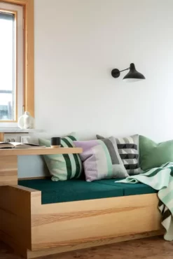 Røros Tweed Kvam Kussen 50x50 Blue -Meubel Speciaal Winkel x886x886 ror s tweed kvam kussen 50x505.jpg.pagespeed.ic .Sq YmnysTK