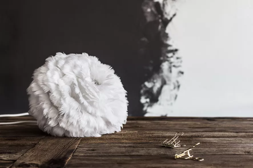 Umage Eos Hanglamp Micro Ø22 Wit Snoer, Lichtbruin 7 Umage Eos Hanglamp Micro Ø22 Wit Snoer, Lichtbruin - Afbeelding 5