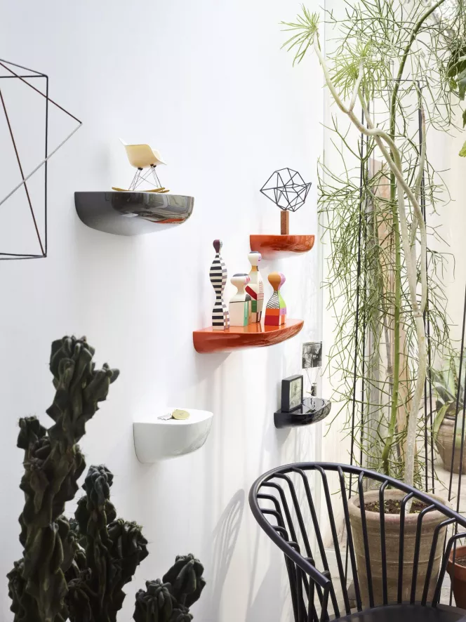 Vitra Corniches Wandplank Zwart Large 6 Vitra Corniches Wandplank Zwart Large - Afbeelding 4