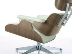Vitra Eames Lounge Chair Met Ottoman Fauteuil (nieuwe Afmetingen) Sneeuwwit -Meubel Speciaal Winkel x886x886 vitra eames loungechair met ottoman loungestoel sneeuwwit detail1.jpg.pagespeed.ic .5YotsU9qId