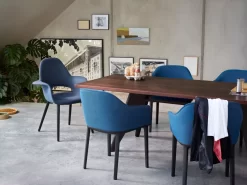 Vitra Softshell Stoel Met Zwart Onderstel, Plano 81 -Meubel Speciaal Winkel x886x886 vitra softshell en organic stoel sfeer 1 1.jpg.pagespeed.ic .SkvauI067r