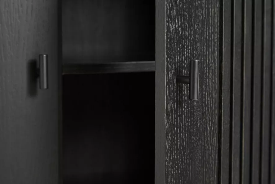 Woud Array Dressoir 180 Black Painted Oak Veneer 7 Woud Array Dressoir 180 Black Painted Oak Veneer - Afbeelding 5