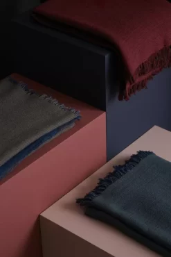 Woud Double Plaid 125x180 Chestnut Brown -Meubel Speciaal Winkel x886x886 woud double plaid 125x1805.jpg.pagespeed.ic .d1vvHhfVXy