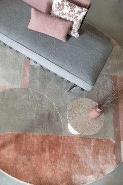 Zuiver Hilton Vloerkleed Bliss 240 Rond Grijs Roze -Meubel Speciaal Winkel x886x886 zuiver hilton vloerkleed bliss 240 rond8.jpg.pagespeed.ic .Q0Fk4atNKS